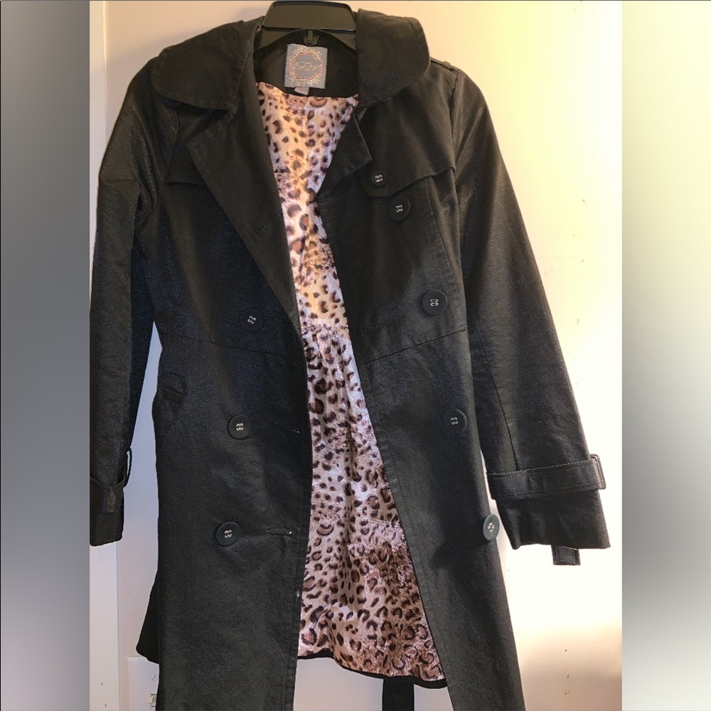Coat - Picture 3 of 3
